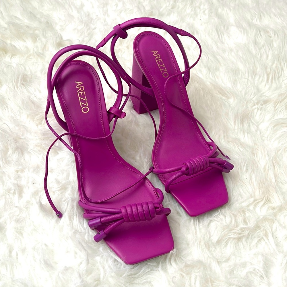 Arezzo sandals new 8.5